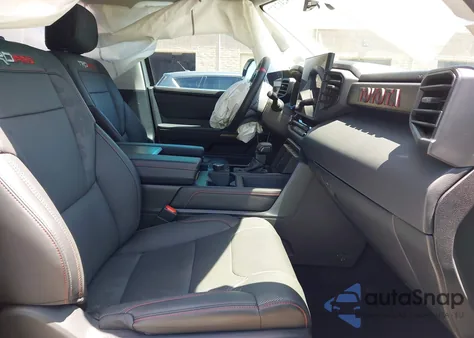 2023 Toyota Tundra Hybrid Trd Pro z USA, uszkodzony, nr VIN 5TFPC5DB4PX032157